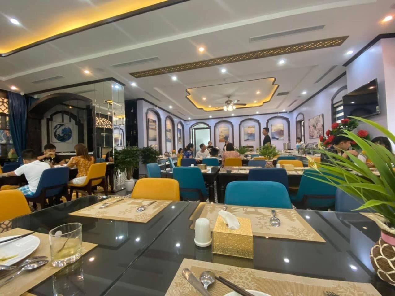 Paris Boutique Hotel Ha Long Exterior foto